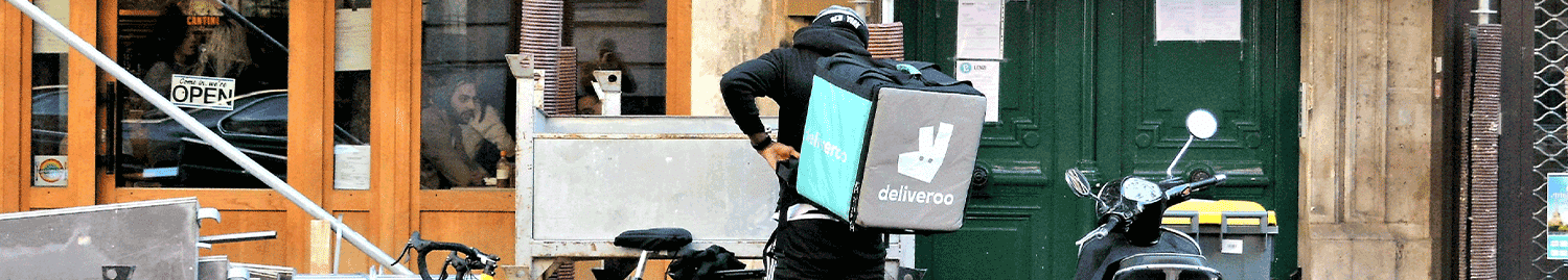 deliveroo worker